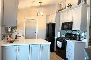 3267 Cathy Dr, Joliet, IL 60431 - Photo 4