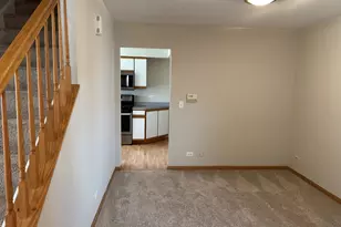 2477 Frost Dr, Aurora, IL 60503 - Photo 2