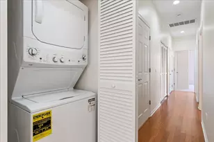 944 W 15th Pl, Chicago, IL 60608 - Photo 14