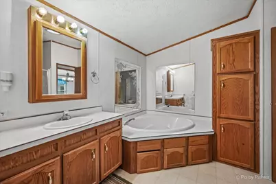 1130 Country Club Road, Elgin, IL 60123 - Photo 16