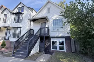 6835 S Champlain Ave, Chicago, IL 60637 - Photo 1