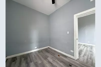 6835 S Champlain Avenue, Chicago, IL 60637 - Photo 12