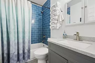 1054 Brunswick Harbor, Schaumburg, IL 60193 - Photo 14