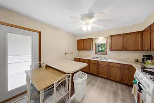 8910 Memory Trail, Wonder Lake, IL 60097 - Photo 8