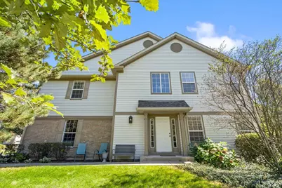 2010 Ivy Ridge Drive, Hoffman Estates, IL 60192 - Photo 1