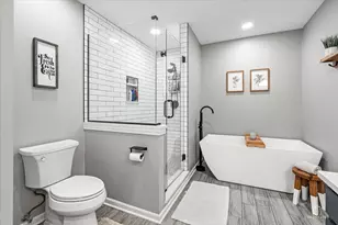 2010 Ivy Ridge Dr, Hoffman Estates, IL 60192 - Photo 24