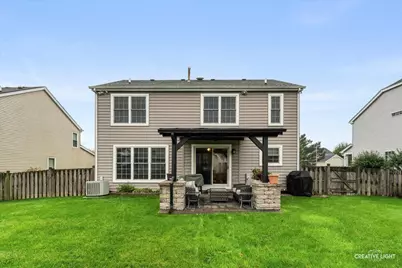 255 Mayfair Lane, South Elgin, IL 60177 - Photo 4