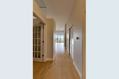 230 W Division Street #1407, Chicago, IL 60610 - Photo 18