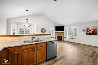 1664 Willow Circle Drive, Crest Hill, IL 60403 - Photo 14