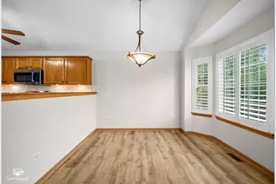 1664 Willow Circle Drive, Crest Hill, IL 60403 - Photo 10