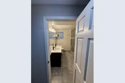 1635 W Beach Avenue #1, Chicago, IL 60622 - Photo 10