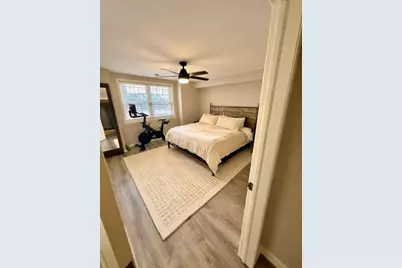 1635 W Beach Avenue #1, Chicago, IL 60622 - Photo 8