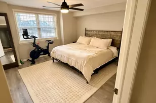 1635 W Beach Ave, Chicago, IL 60622 - Photo 8