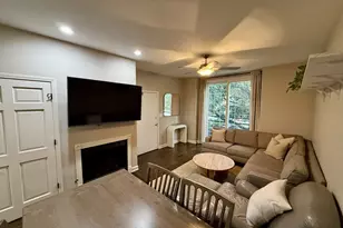 1635 W Beach Ave, Chicago, IL 60622 - Photo 2