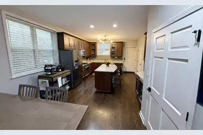 1635 W Beach Avenue #1, Chicago, IL 60622 - Photo 4