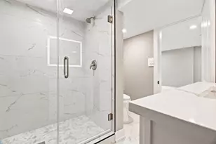 2711 N 77th Ave, Elmwood Park, IL 60707 - Photo 26