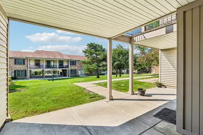 1760 Bristol Walk #B, Hoffman Estates, IL 60169 - Photo 18