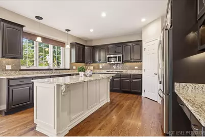 2308 Hancock Court, Naperville, IL 60564 - Photo 12