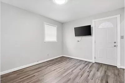 2915 Enoch Avenue, Zion, IL 60099 - Photo 12