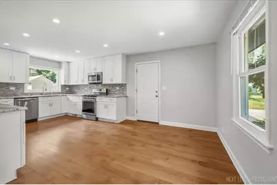 2010 Paddock Lane, Wheaton, IL 60187 - Photo 18