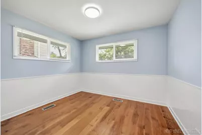 2010 Paddock Lane, Wheaton, IL 60187 - Photo 24