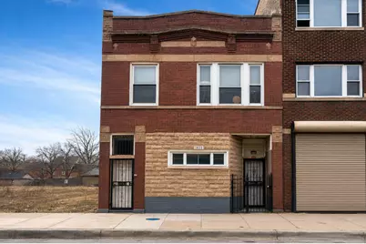 1835 E 79th Street, Chicago, IL 60649 - Photo 1