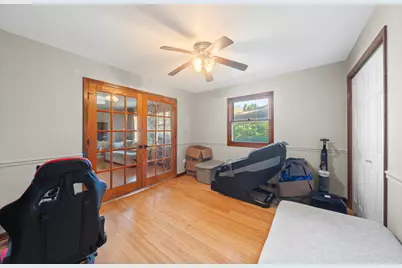 4259 Lake Park Avenue, Gurnee, IL 60031 - Photo 10
