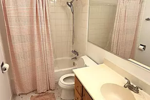 983 Crimson Ct, Prospect Heights, IL 60070 - Photo 6