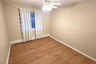 983 Crimson Ct, Prospect Heights, IL 60070 - Photo 8