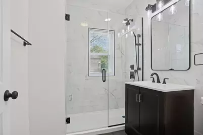 7000 S Eberhart Avenue, Chicago, IL 60637 - Photo 14
