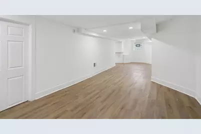 7000 S Eberhart Avenue, Chicago, IL 60637 - Photo 16