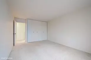 7033 N Kedzie Ave, Chicago, IL 60645 - Photo 6