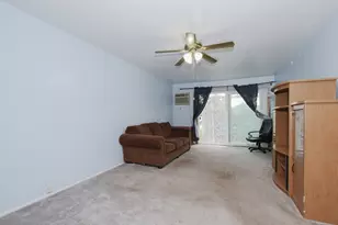 804 E Old Willow Rd, Prospect Heights, IL 60070 - Photo 2