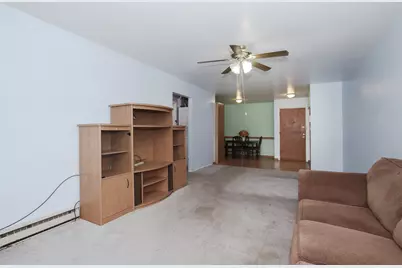 804 E Old Willow Road #105, Prospect Heights, IL 60070 - Photo 4