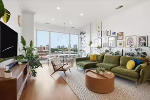 3920 N Sheridan Rd, Chicago, IL 60613 - Photo 2