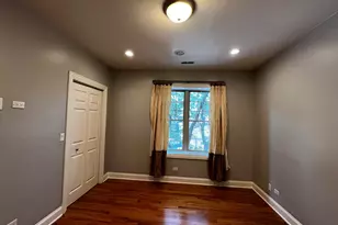 2707 W Glenlake Ave, Chicago, IL 60659 - Photo 16