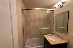 2930 N Sheridan Rd, Chicago, IL 60657 - Photo 20