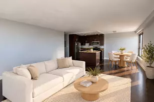 2930 N Sheridan Rd, Chicago, IL 60657 - Photo 16