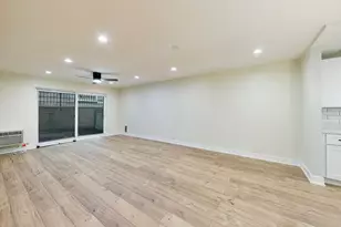 4334 N Clarendon Ave, Chicago, IL 60613 - Photo 10