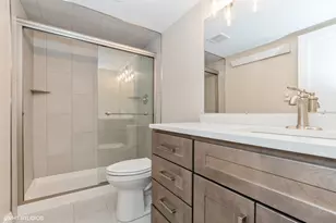 5326 Waterbury Ln, Crestwood, IL 60418 - Photo 8
