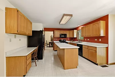 3429 Wolf Road, Oswego, IL 60543 - Photo 24