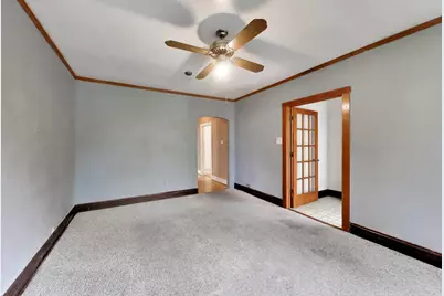 5753 W Giddings Street, Chicago, IL 60630 - Photo 8