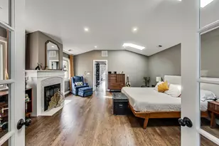 2052 N Whipple St, Chicago, IL 60647 - Photo 18