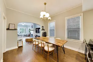 2052 N Whipple St, Chicago, IL 60647 - Photo 8