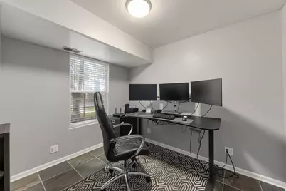 1105 Village Center Parkway #2, Aurora, IL 60506 - Photo 14