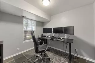 1105 Village Center Pkwy, Aurora, IL 60506 - Photo 14