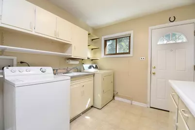 725 N Bierman Avenue, Villa Park, IL 60181 - Photo 8