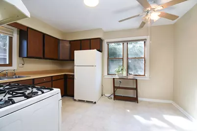 725 N Bierman Avenue, Villa Park, IL 60181 - Photo 6