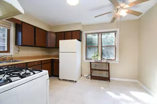 725 N Bierman Ave, Villa Park, IL 60181 - Photo 6