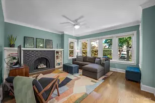 5824 N Fairfield Ave, Chicago, IL 60659 - Photo 2